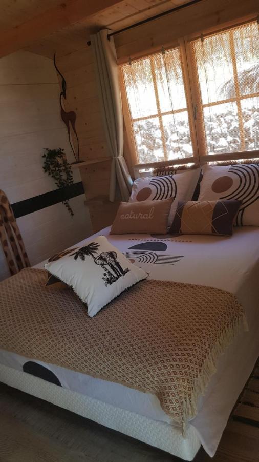 La Lyalis Bed & Breakfast Aiguines Bagian luar foto