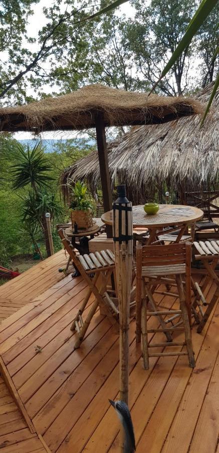 La Lyalis Bed & Breakfast Aiguines Bagian luar foto