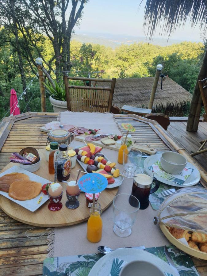 La Lyalis Bed & Breakfast Aiguines Bagian luar foto