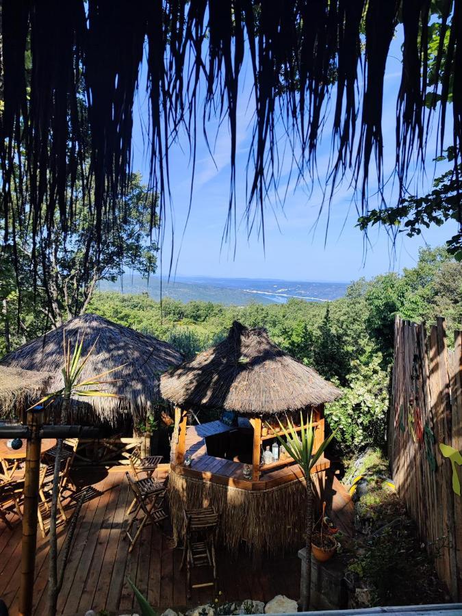 La Lyalis Bed & Breakfast Aiguines Bagian luar foto