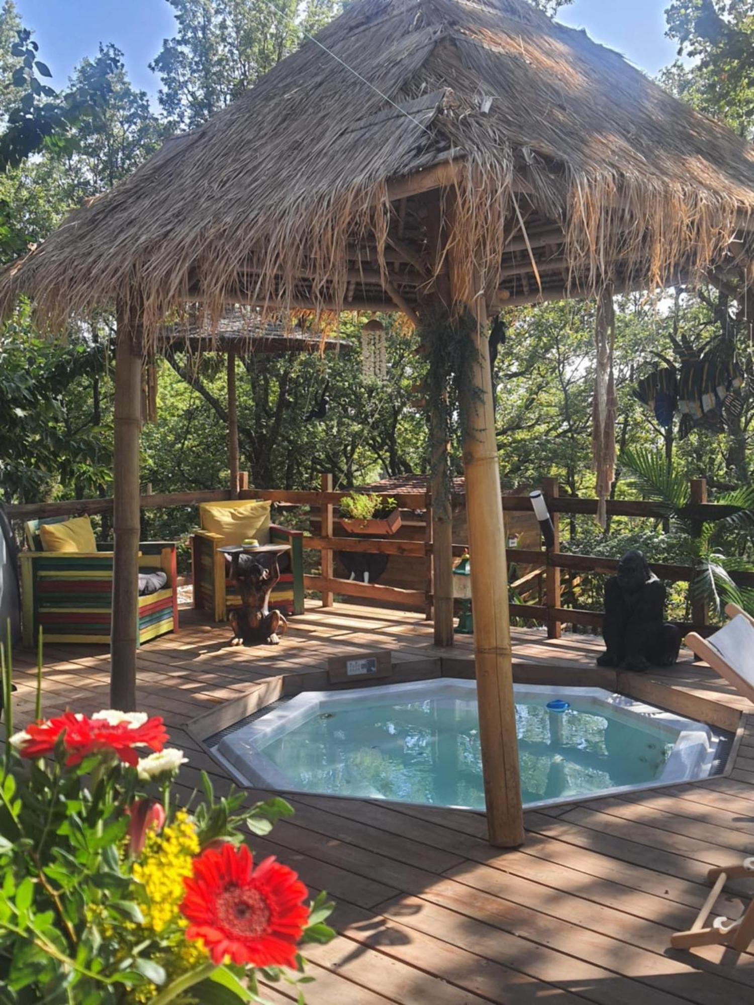 La Lyalis Bed & Breakfast Aiguines Bagian luar foto
